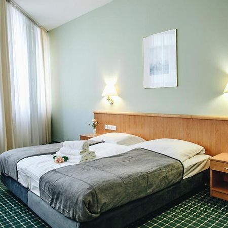 Hotel "Helle Mitte" Берлин Экстерьер фото