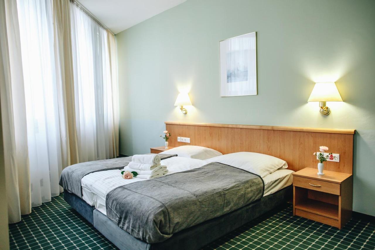 Hotel "Helle Mitte" Берлин Экстерьер фото