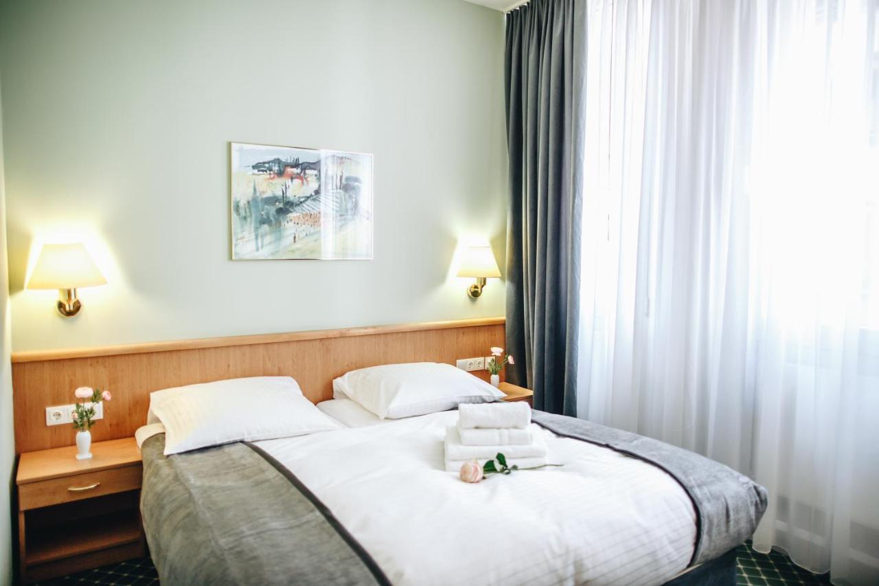 Hotel "Helle Mitte" Берлин Экстерьер фото