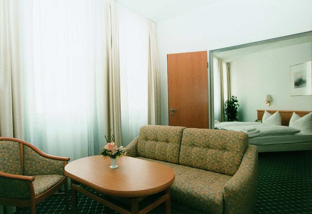 Hotel "Helle Mitte" Берлин Номер фото
